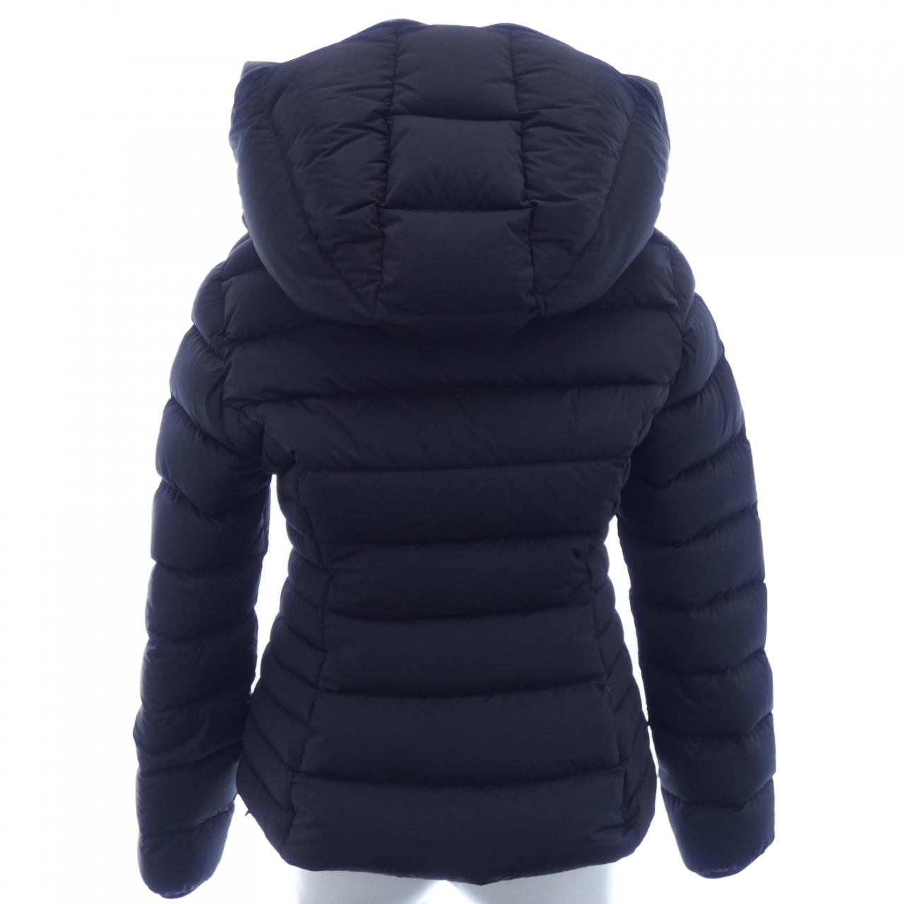 モンクレール MONCLER ダウンジャケット