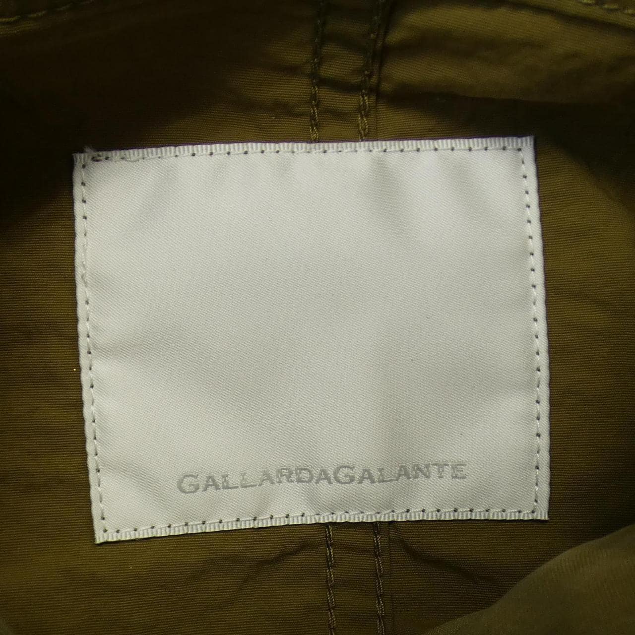 ガリャルダガランテ GALLARDA GALANTE コート