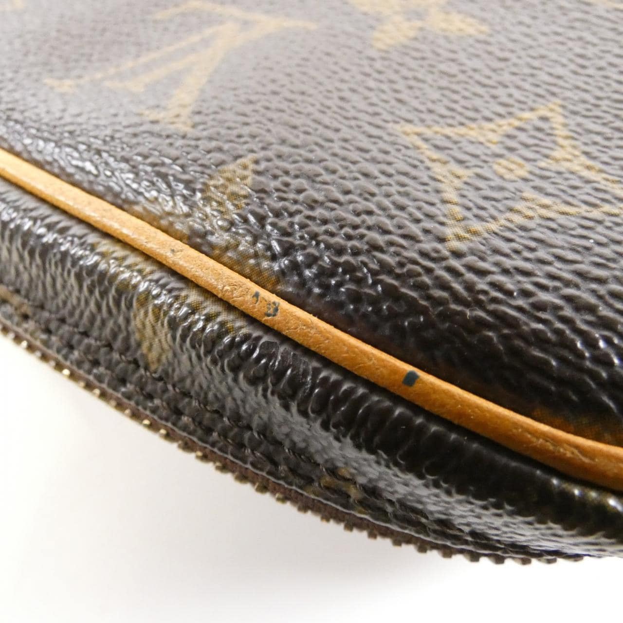 ルイヴィトン モノグラム マルリー バンドリエール M51828 ショルダーバッグ