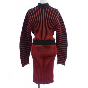 ルイヴィトン LOUIS VUITTON FIKD98TPU ワンピース