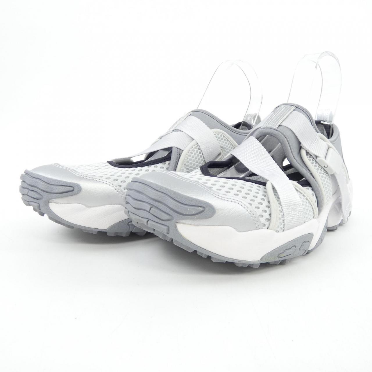 アシックス ASICS 1203A165 スニーカー