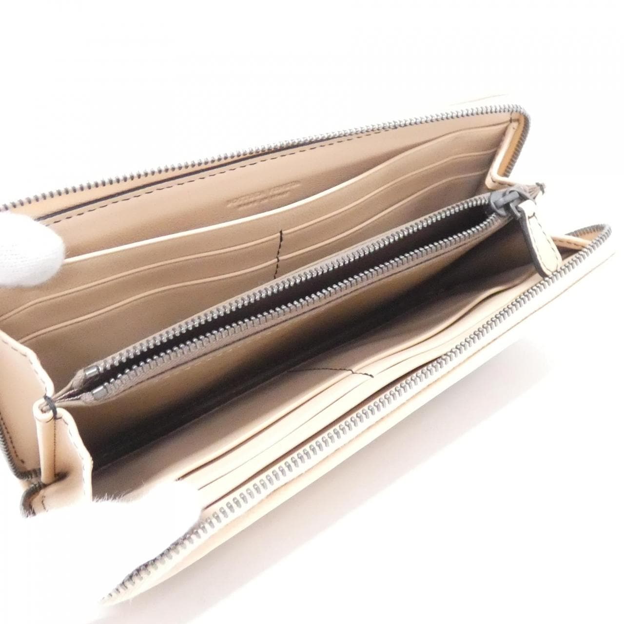 ボッテガヴェネタ 506685 財布