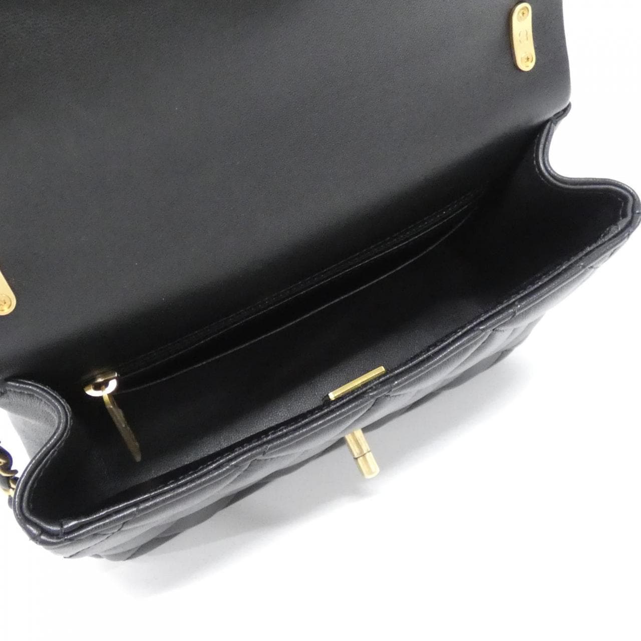 シャネル AS4384 バッグ