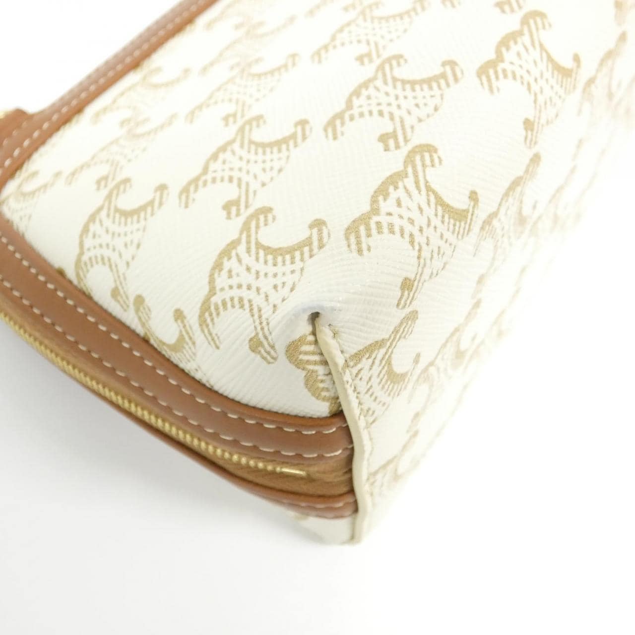 セリーヌ チェーン クラッチ 10E382CBX ショルダーバッグ