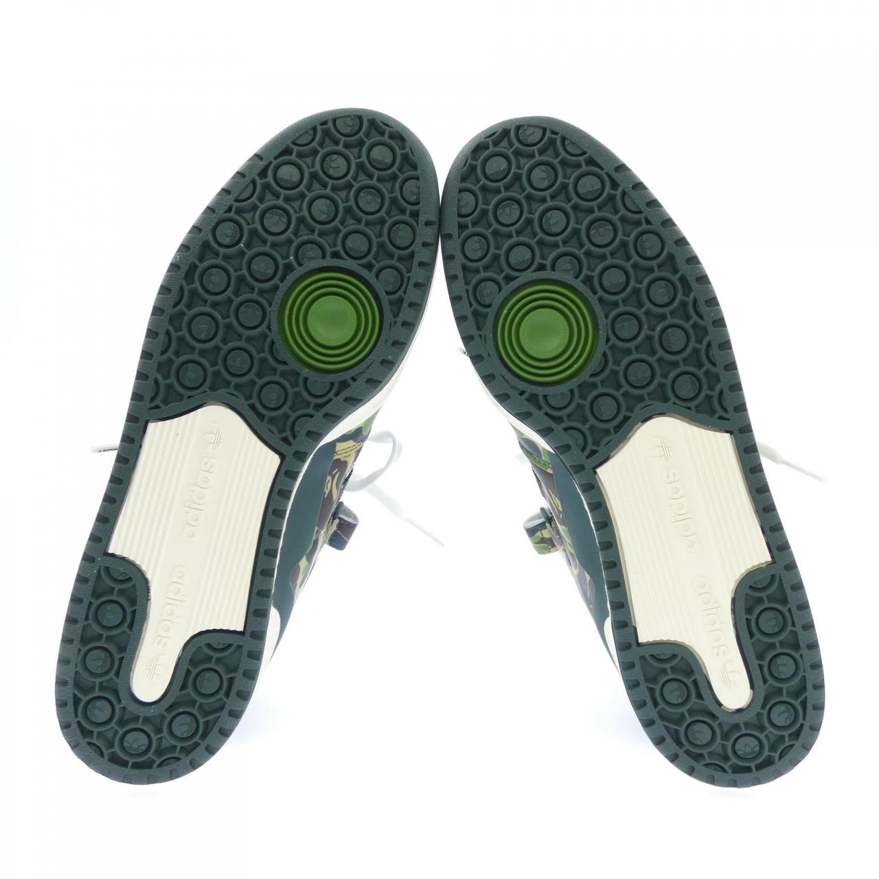 アディダス ADIDAS ID4771 スニーカー