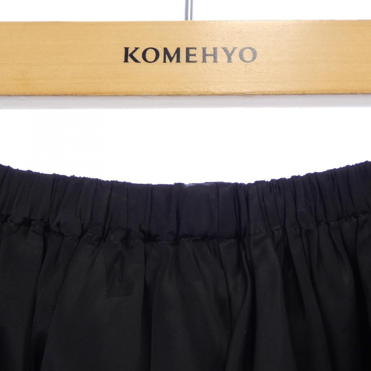 バレンシアガ BALENCIAGA GARDE-ROBE 746193 TNO05 スカート