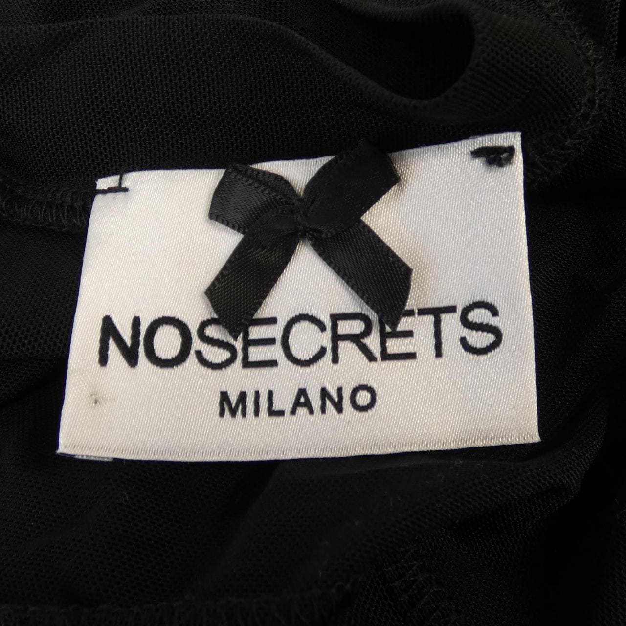 NOSECRETS トップス
