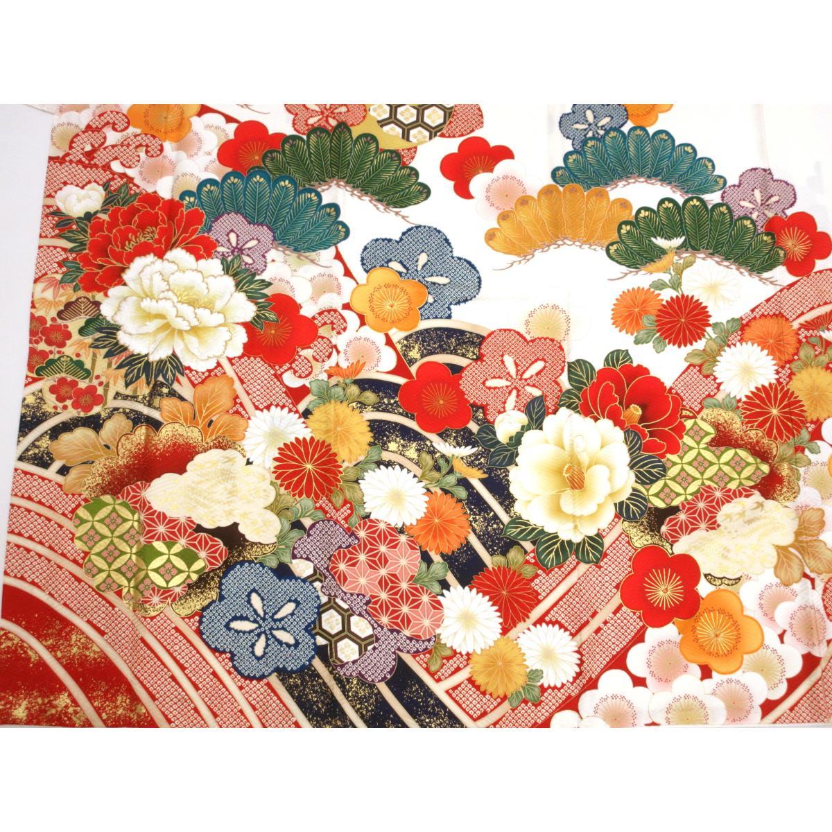 振袖　友禅金彩加工　刺繍入り　胴裏ポリエステル