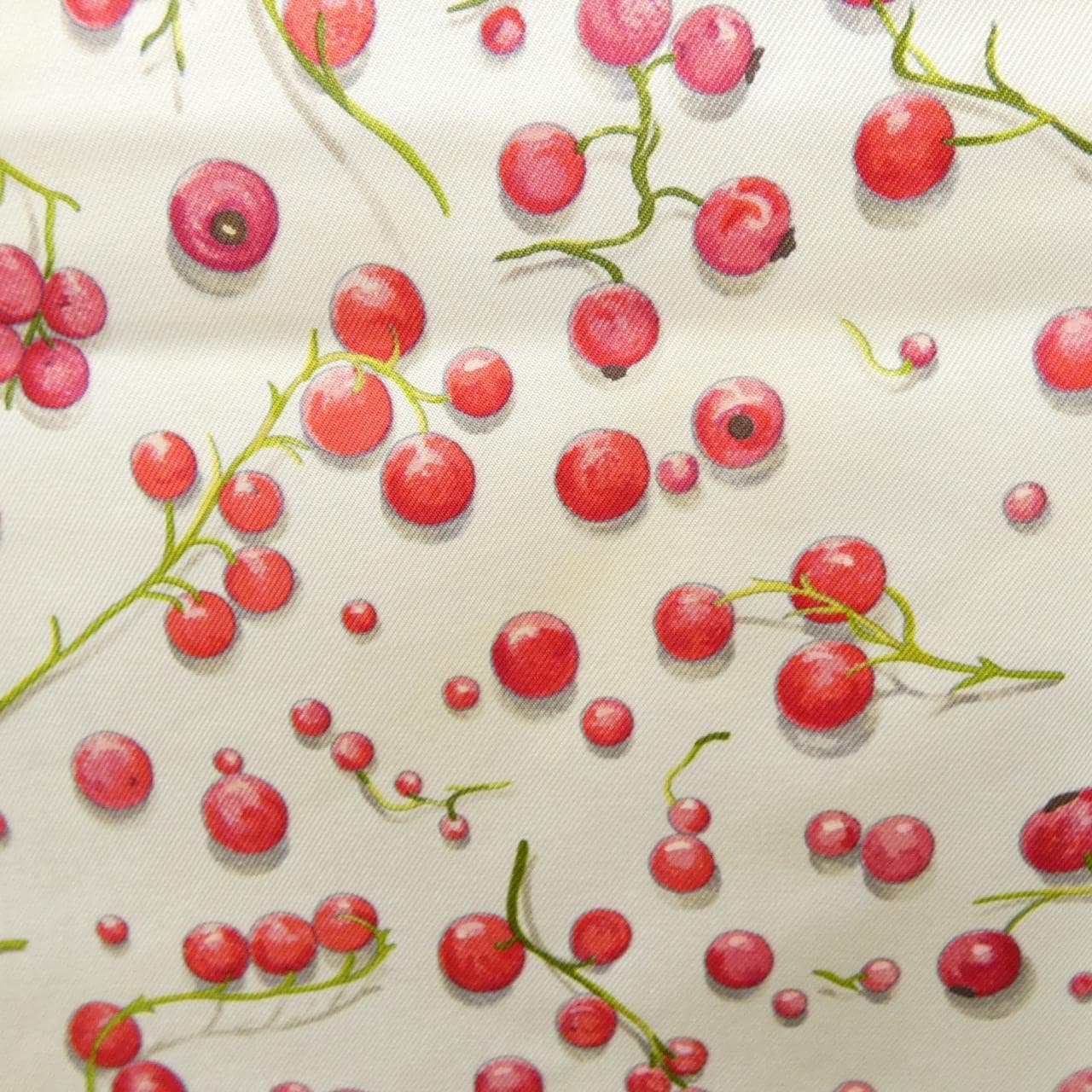 エルメス RED BERRIES カレ スカーフ