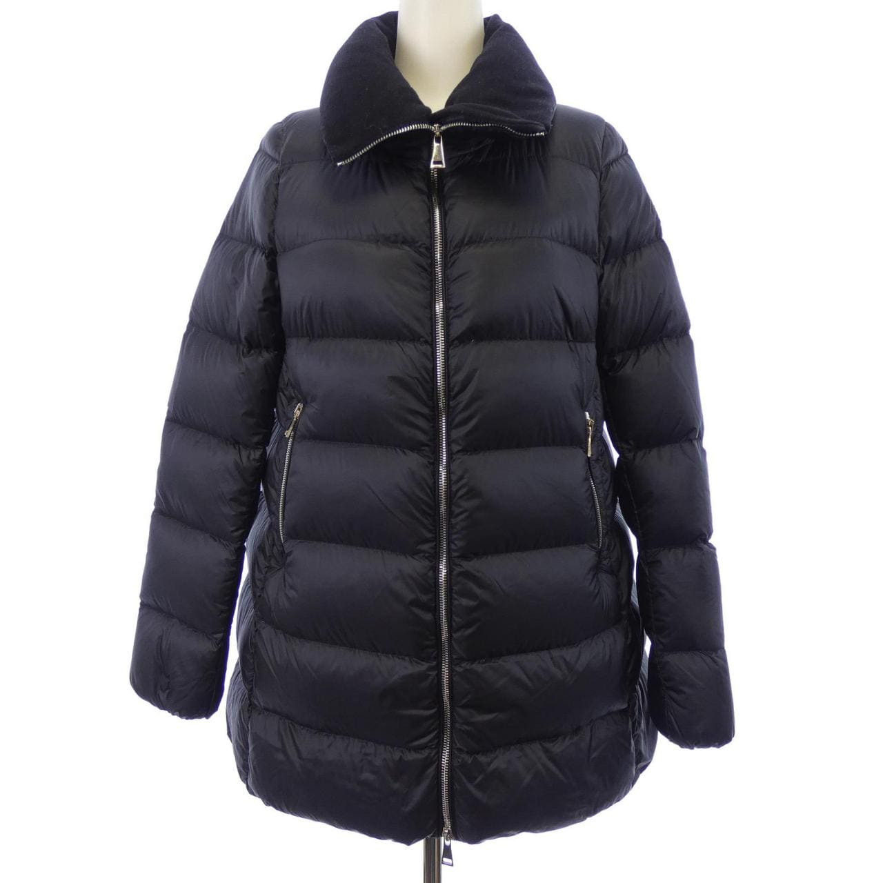 モンクレール MONCLER TORCYN ダウンジャケット