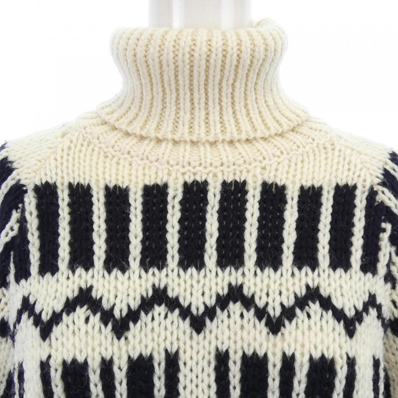 モンクレール MONCLER 20939F00011 M1279 ニット