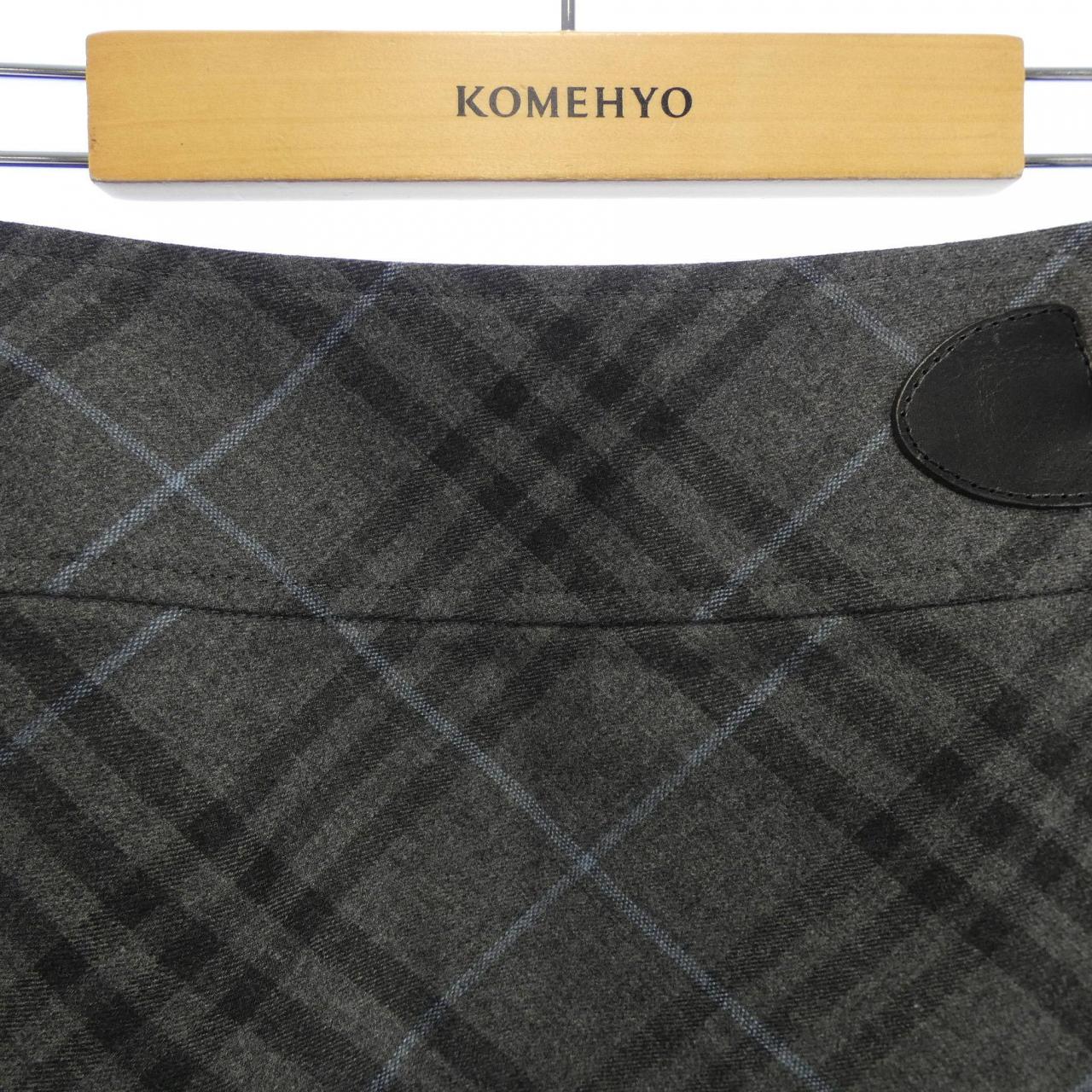 バーバリーロンドン BURBERRY LONDON FX763-053-07 スカート