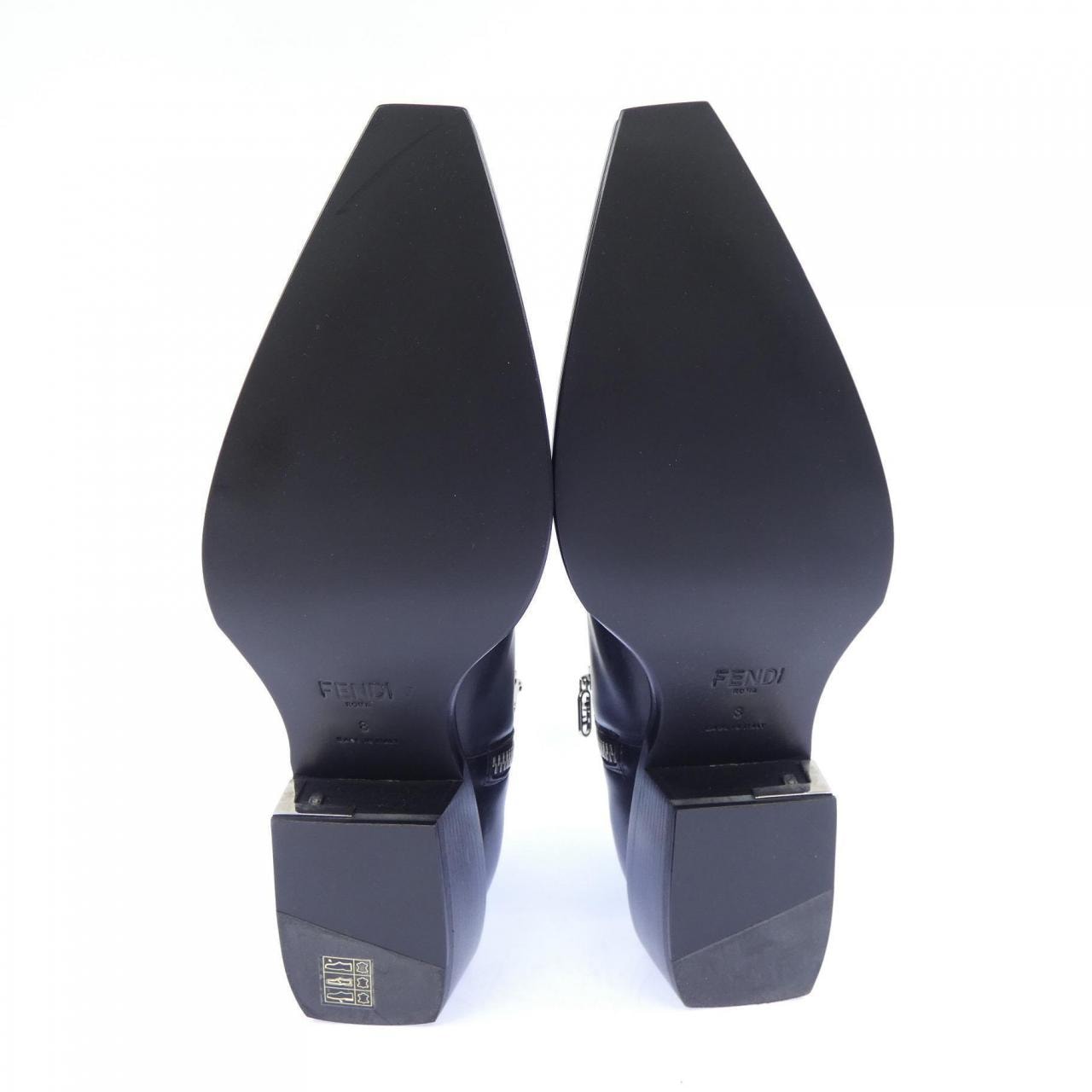 フェンディ FENDI 7U1615 ブーツ