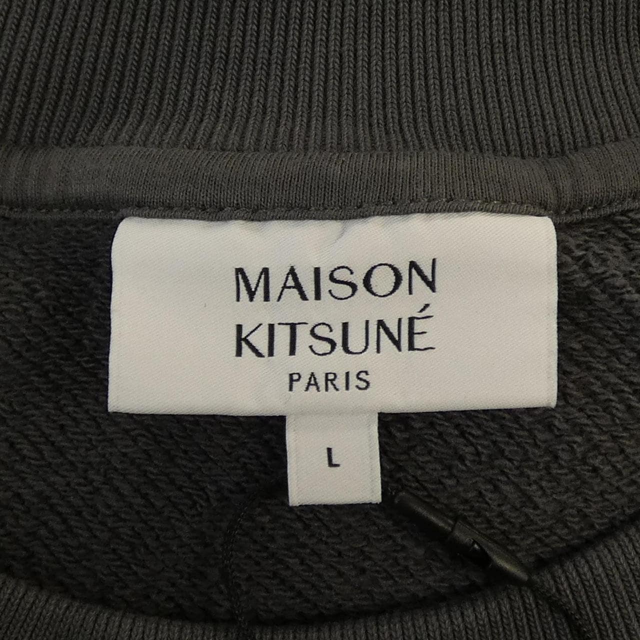 メゾンキツネ MAISON KITSUNE PM00306KM0340 P180 スウェット
