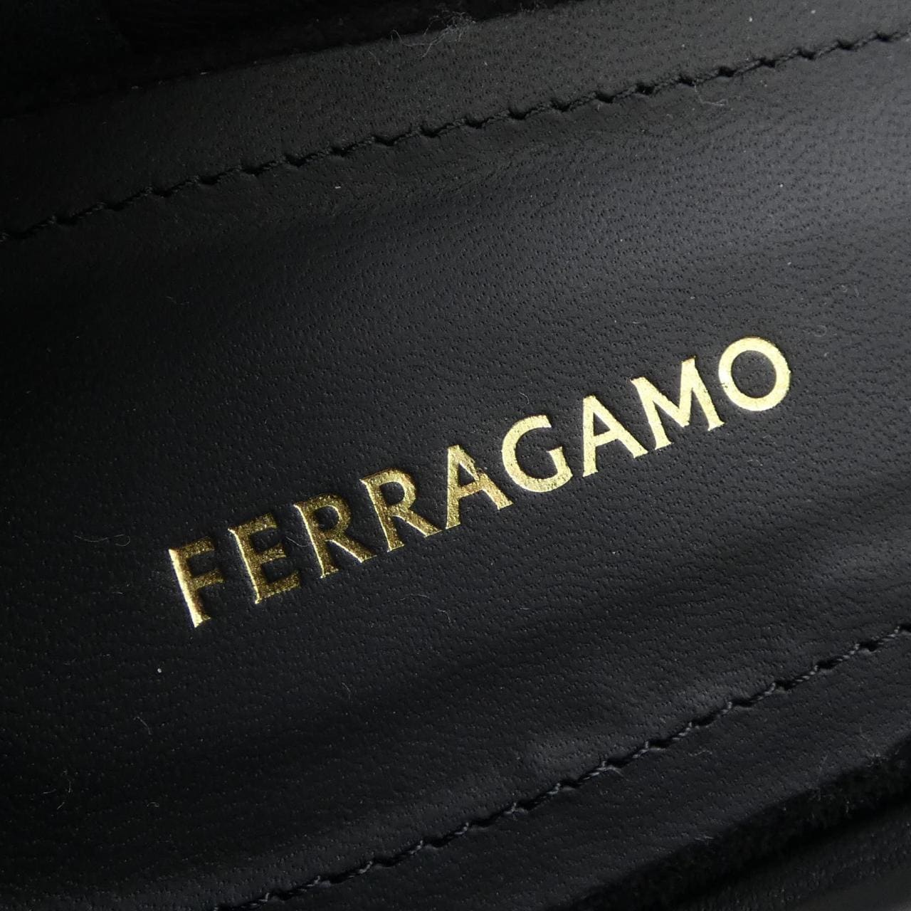 フェラガモ FERRAGAMO パンプス