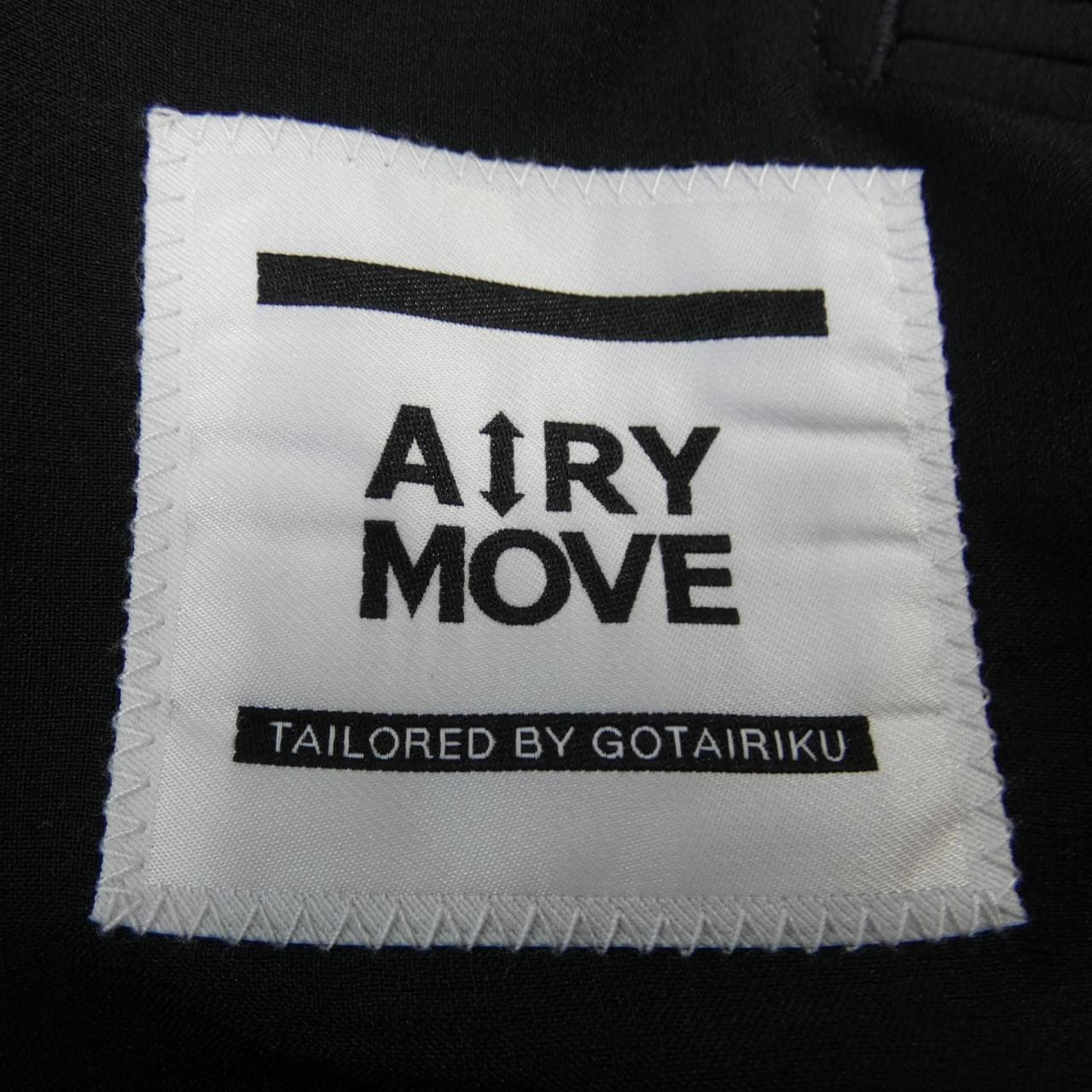 AIRY MOVE ジャケット