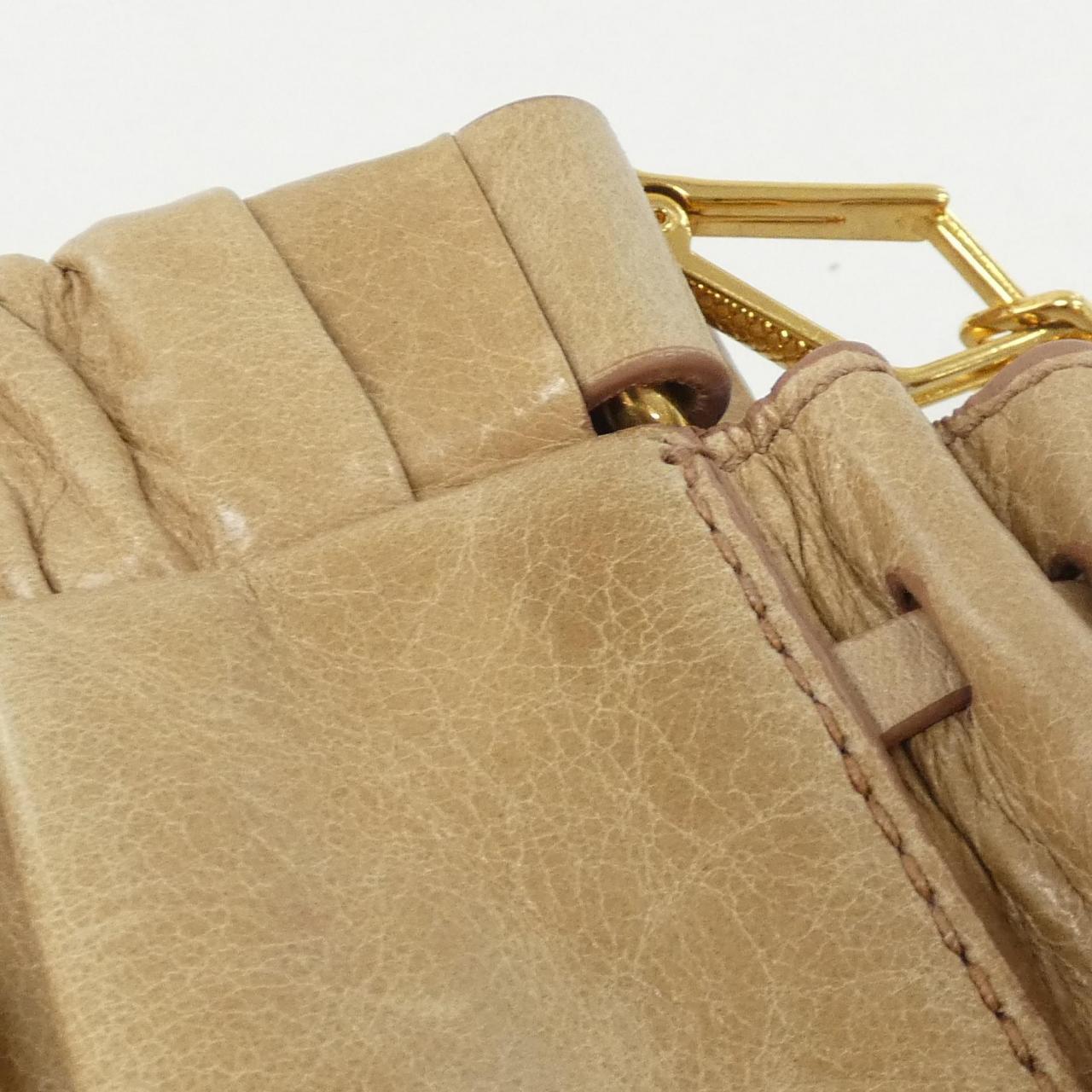 ミュウミュウ RN0647 バッグ