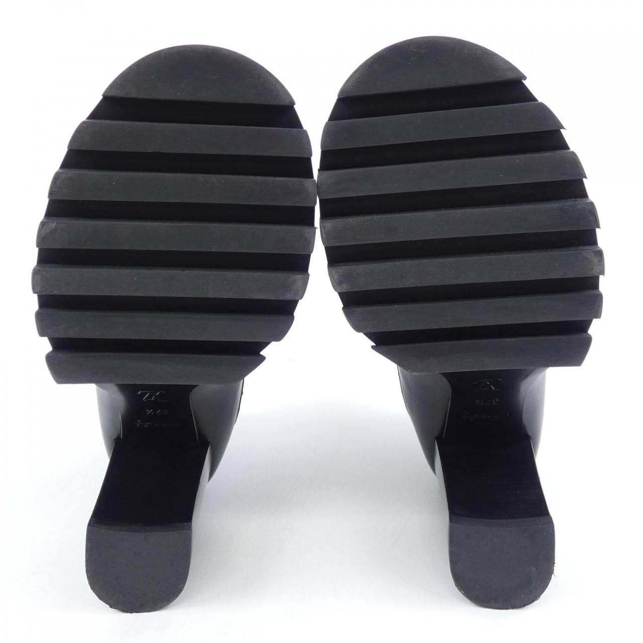 ルイヴィトン LOUIS VUITTON ロカビリーライン ブーツ