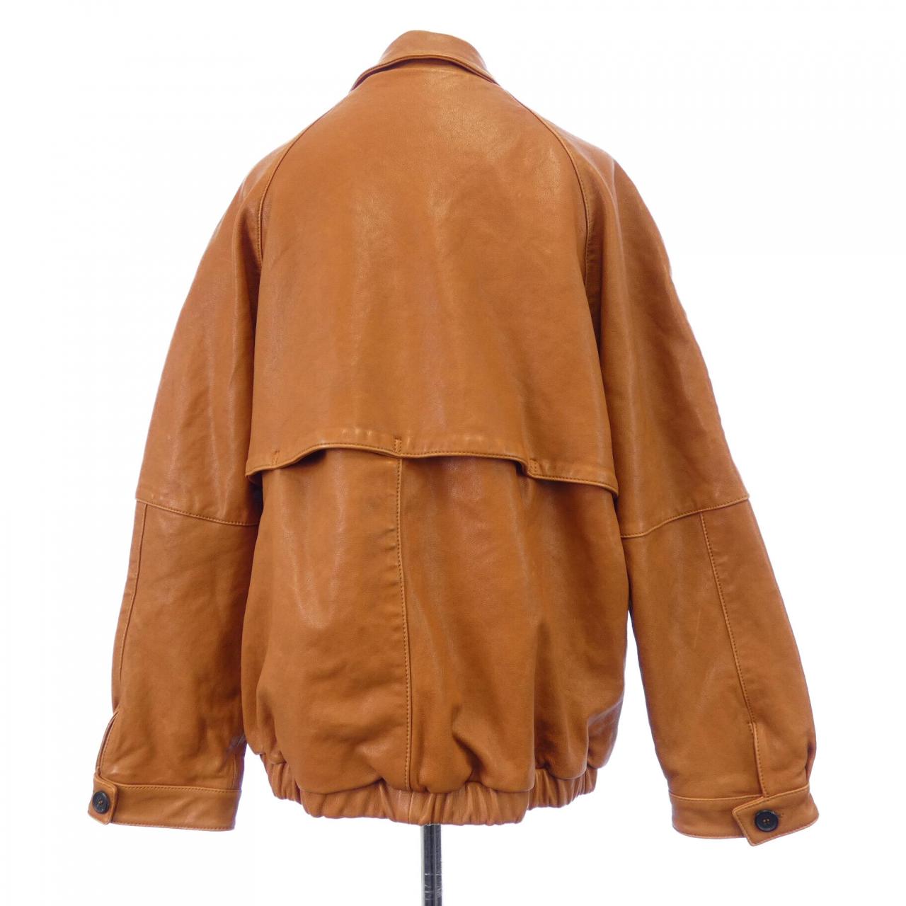 MIU MIU Miu 標誌 MPV895 SOOO 1420 皮夾克