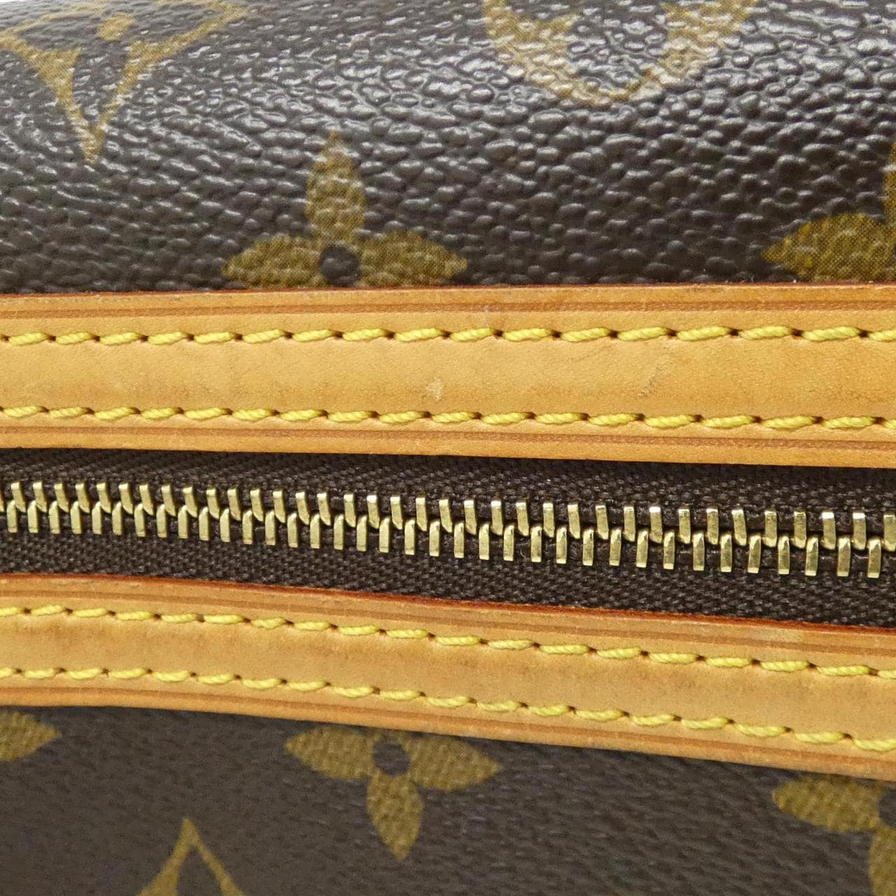 ルイヴィトン モノグラム バムバッグ ボスフォール M40108 ショルダーバッグ