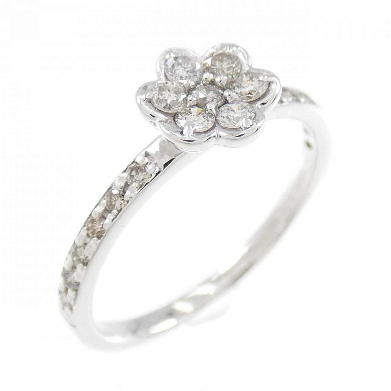 K18WG フラワー ダイヤモンド リング 0.58CT