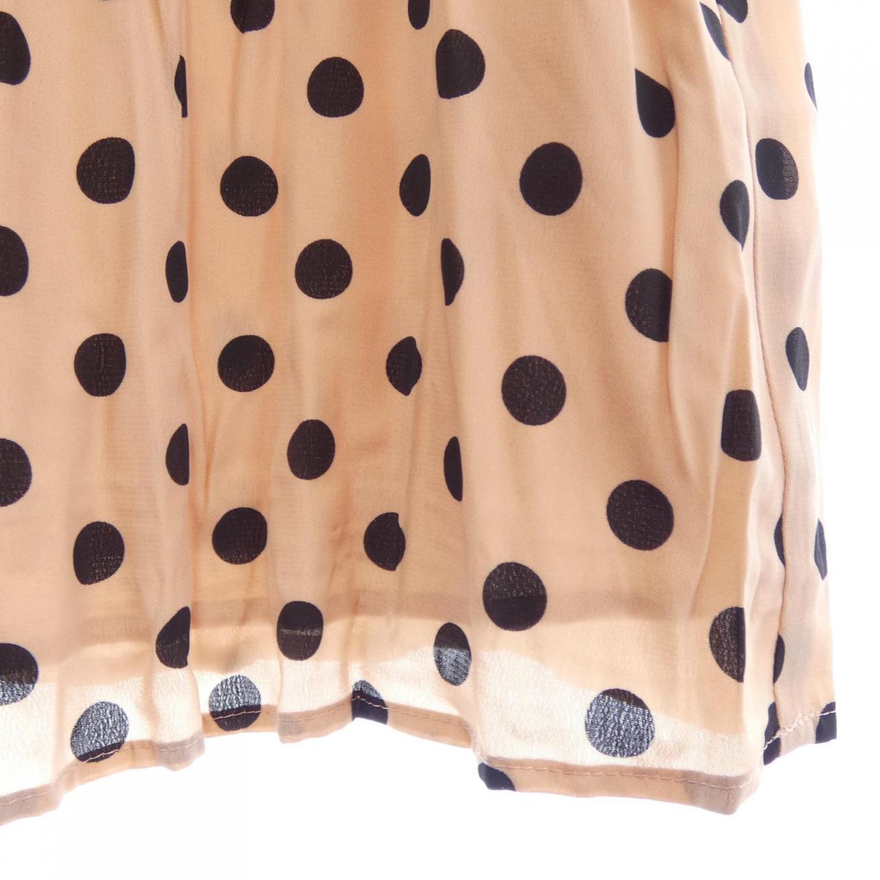 ザニューハウス THE NEWHOUSE トップス