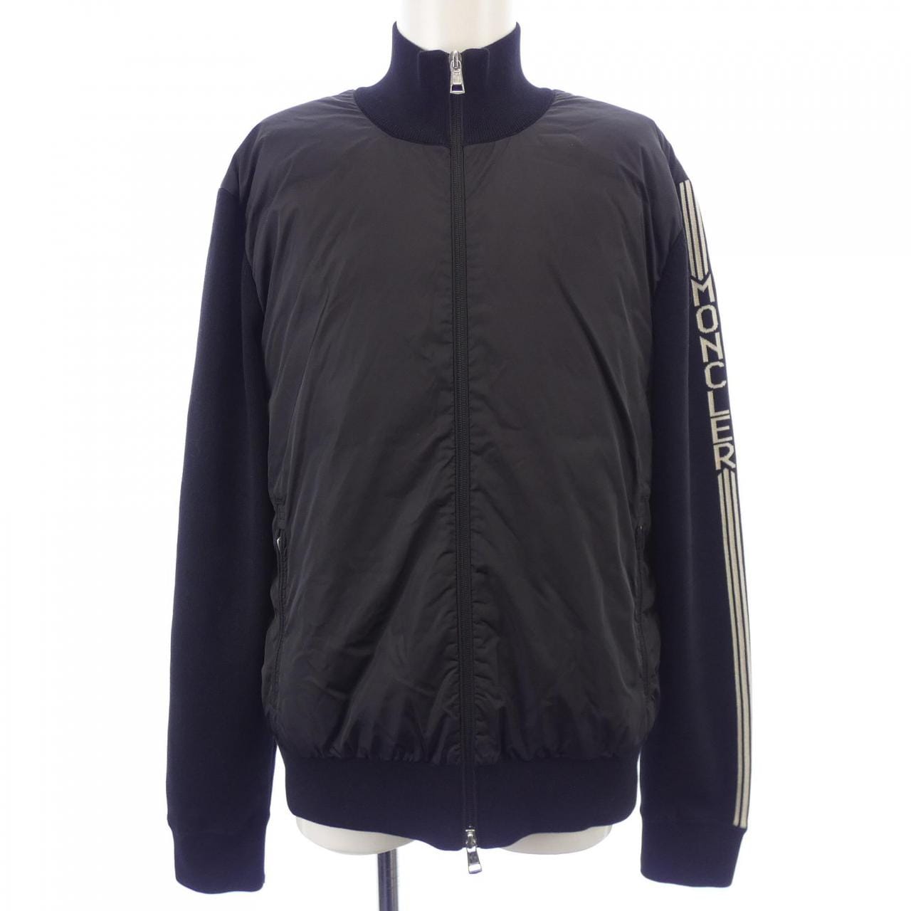 MONCLER MONCLER 10918B52200 羽绒服