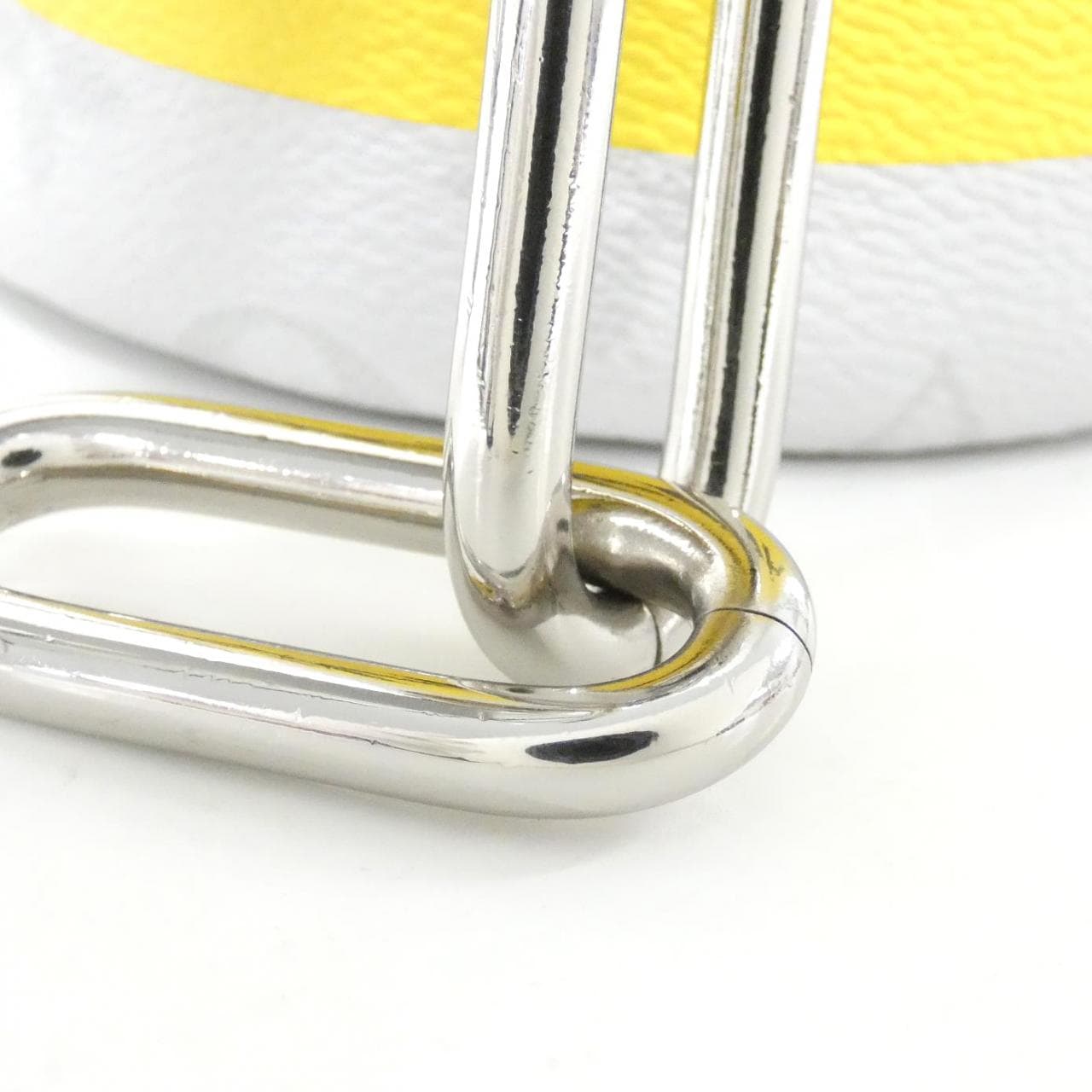 LOUIS VUITTON白色Monogram Logo 粉笔纳米包 M44631 单肩包