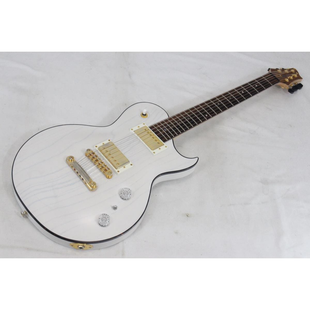 ＡＲＩＡ　ＰＲＯ　ＩＩ　　ＰＥ－Ｊ０１０