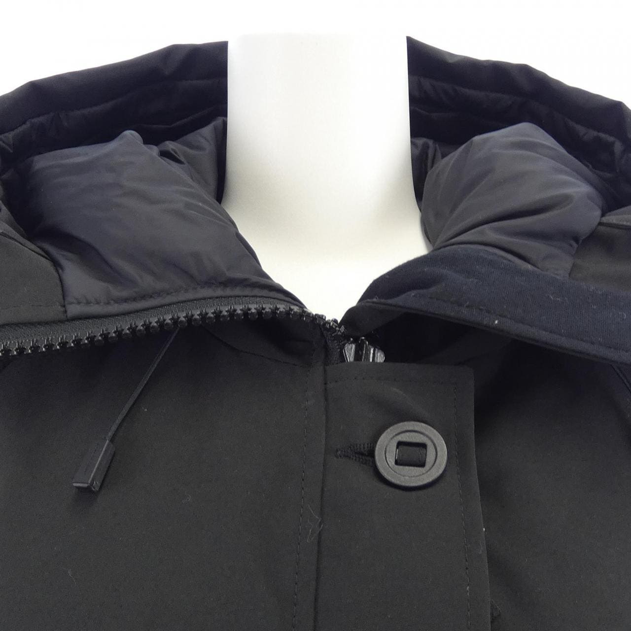 カナダグース CANADA GOOSE 2050W ダウンジャケット