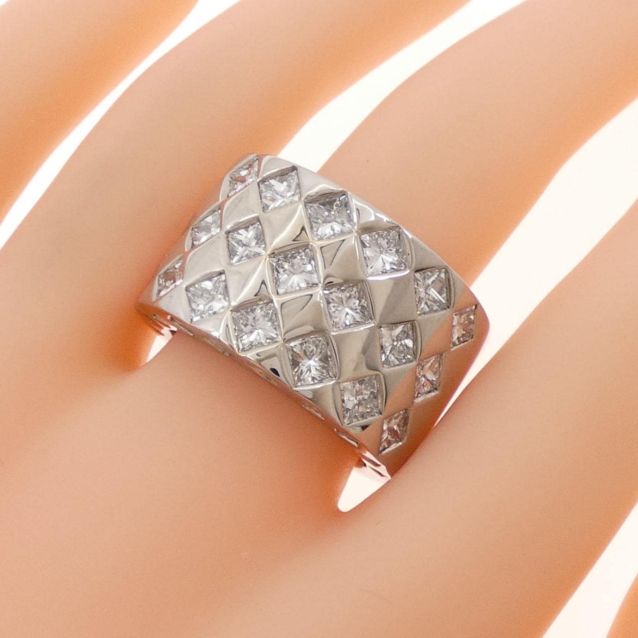 K18WG ダイヤモンド リング 5.29CT