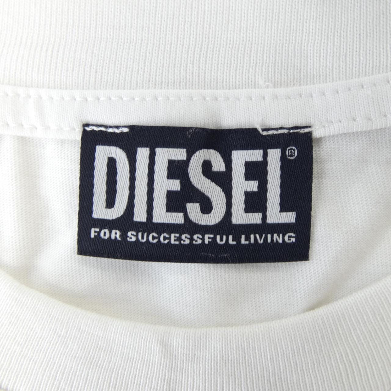ディーゼル DIESEL Tシャツ