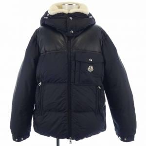モンクレール MONCLER ダウンジャケット