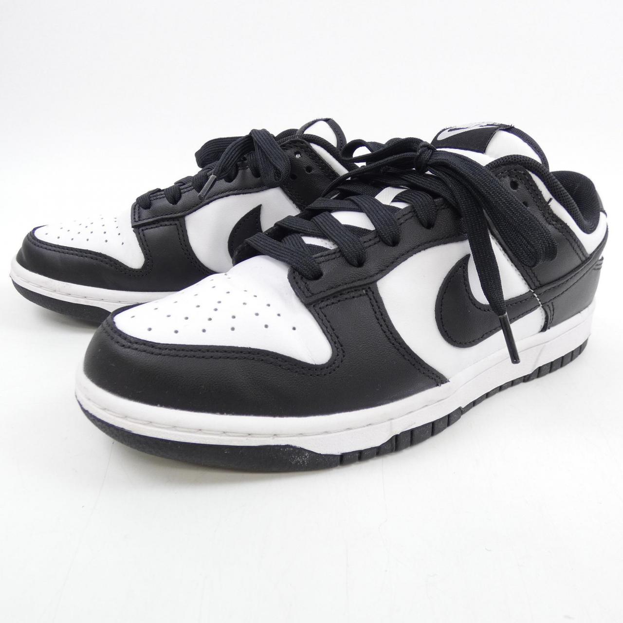 ナイキ NIKE スニーカー