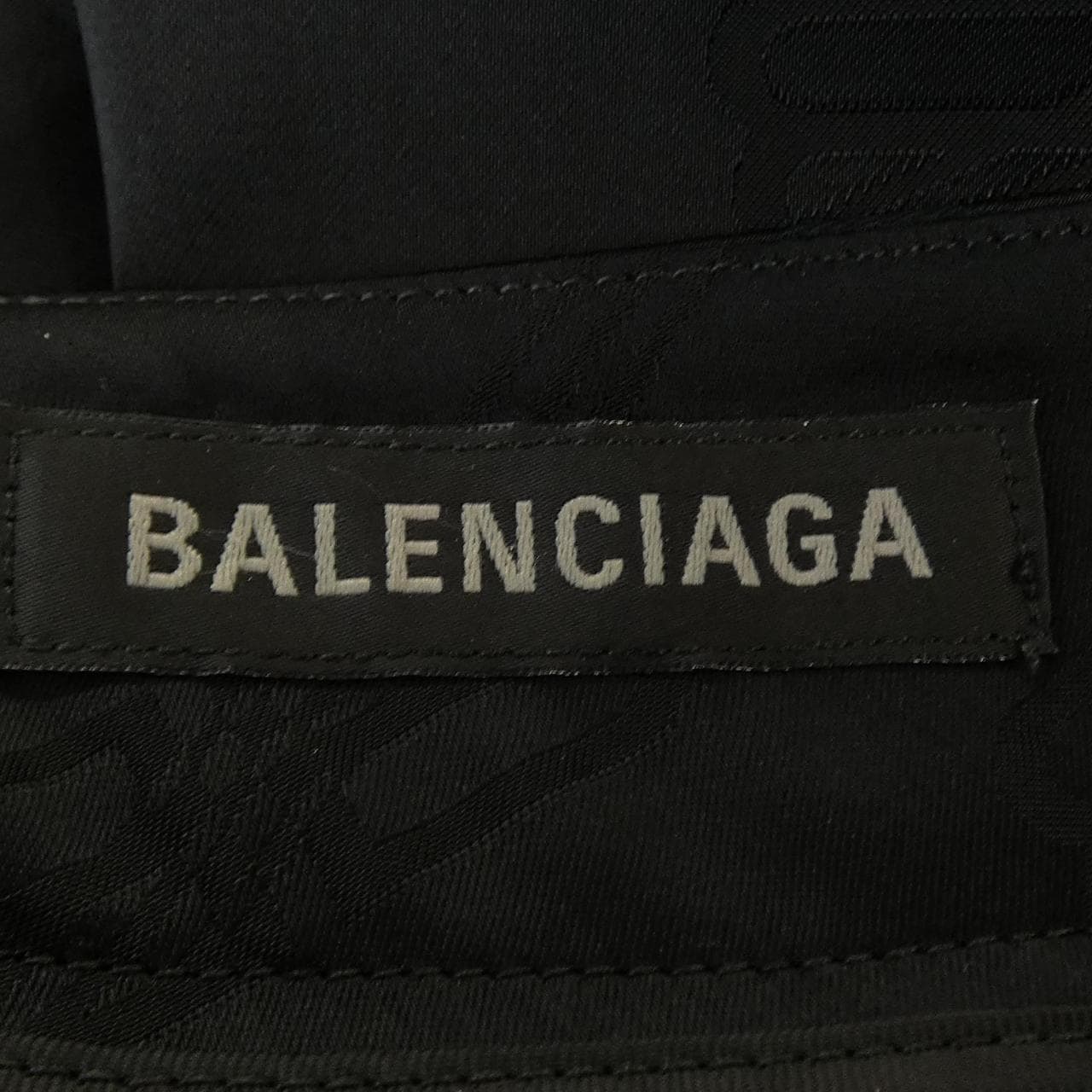 バレンシアガ BALENCIAGA 746133 TM068 スカート