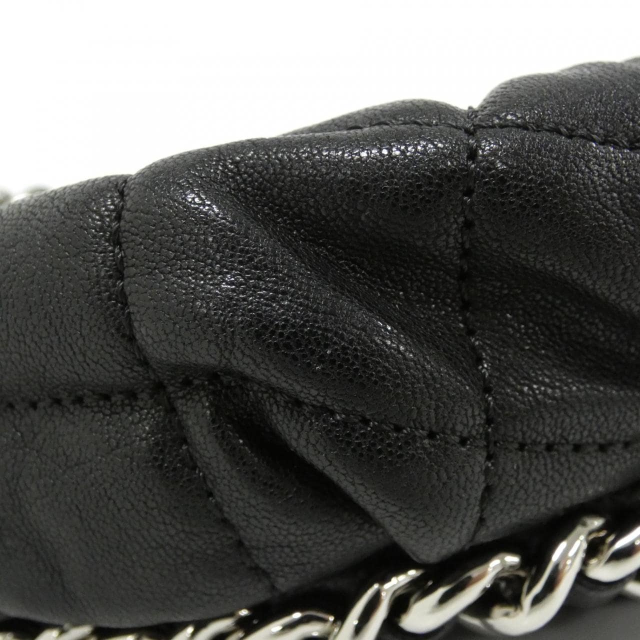 シャネル チェーンアラウンド ライン 49889 ショルダーバッグ