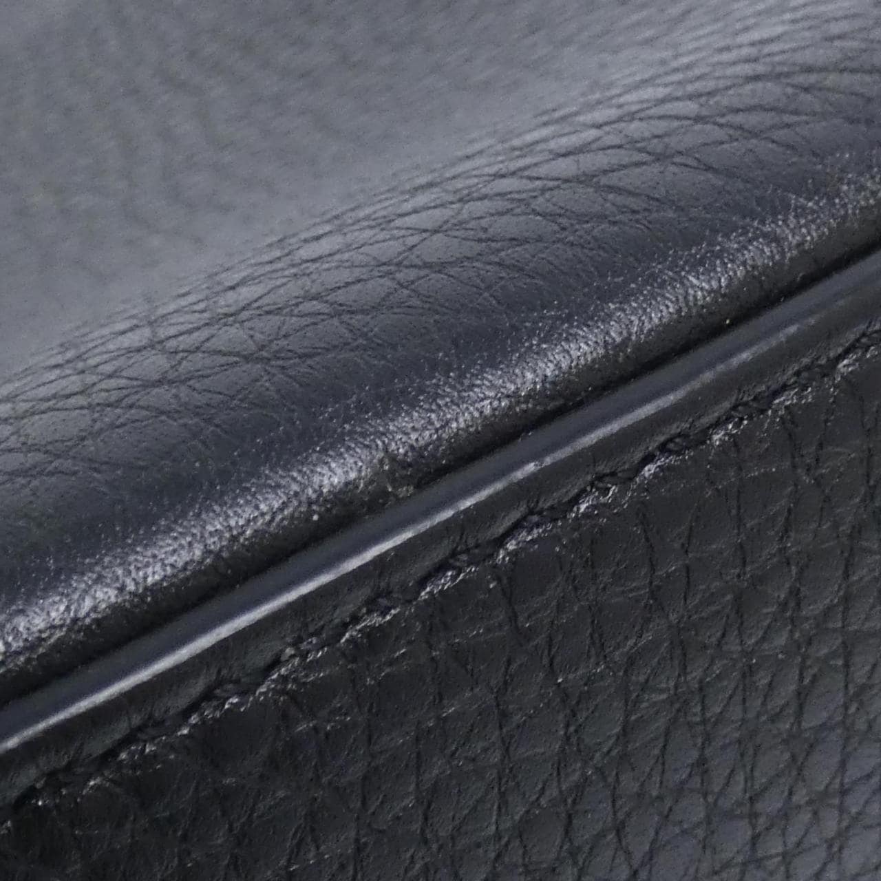 ヴァレンティノガラヴァーニ 1W2B0K68HAD バッグ