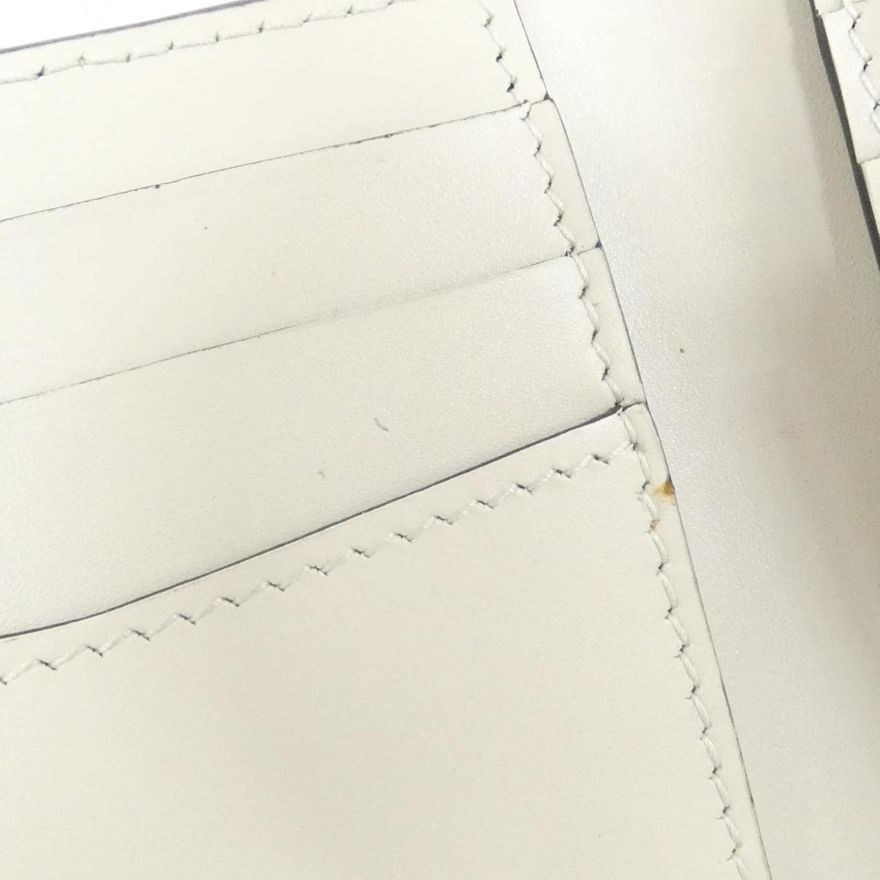 ブルガリ SERPENTI FOREVER 289308 カードケース