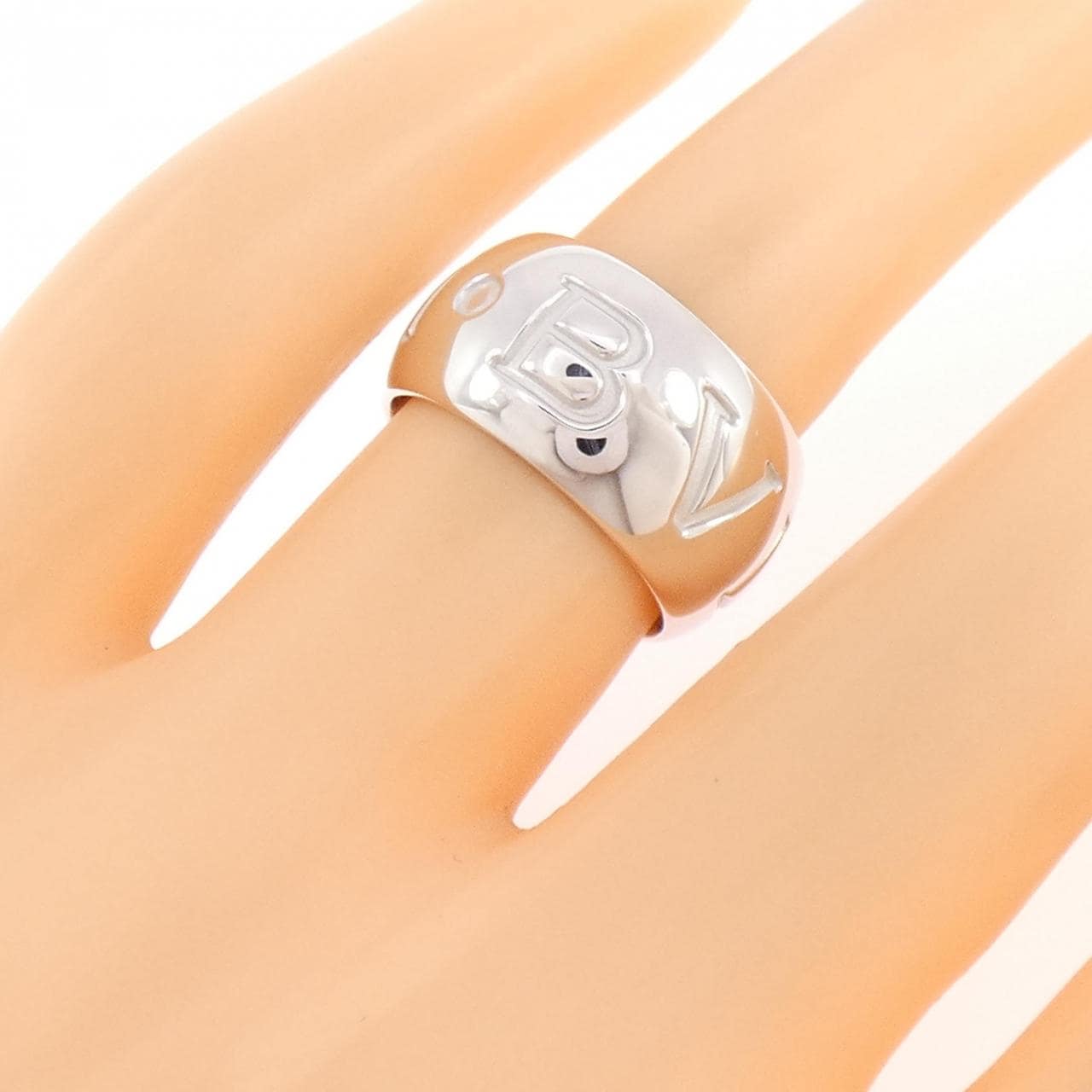 ブルガリ モノロゴ リング