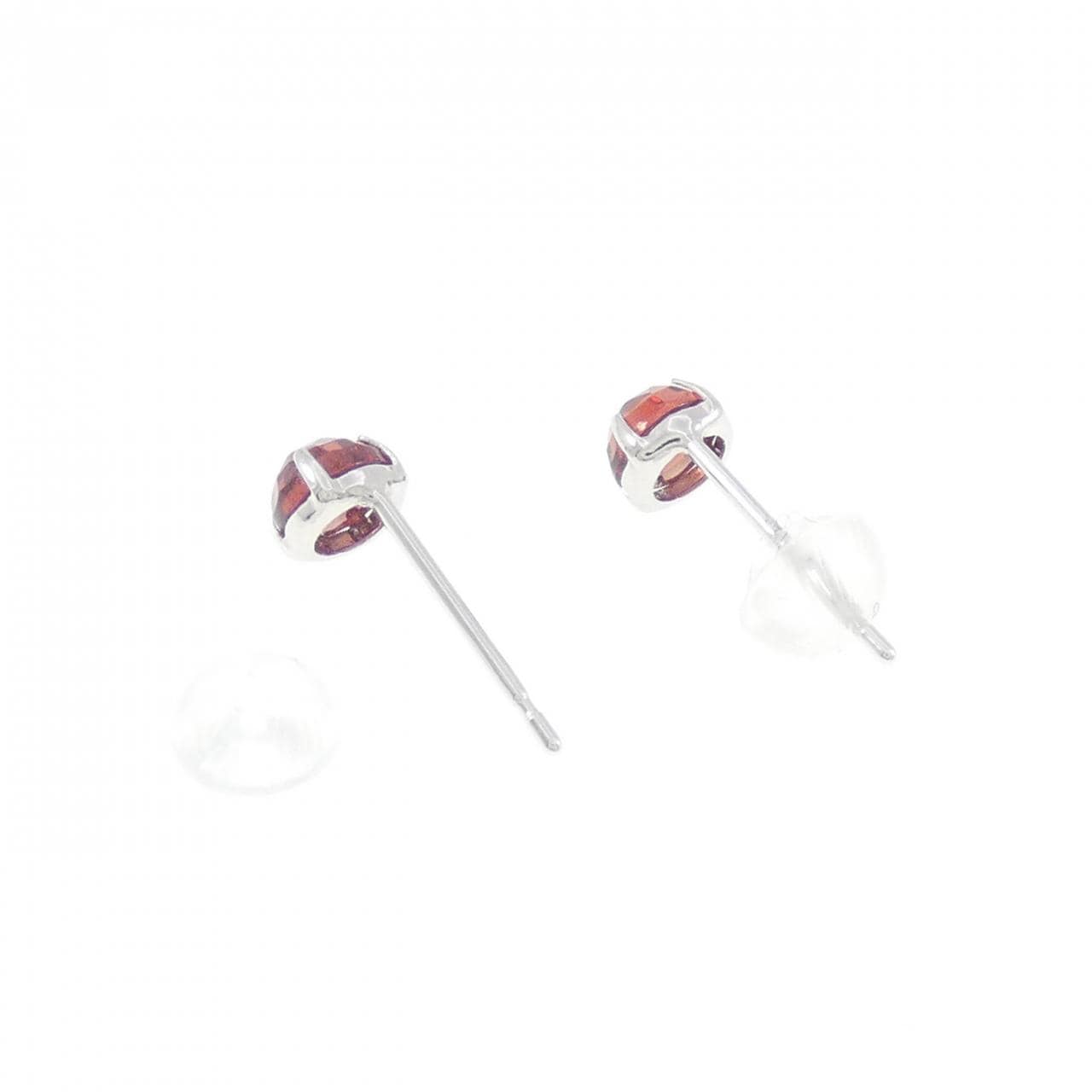 【新品】PT900 ガーネット ピアス 0.60CT