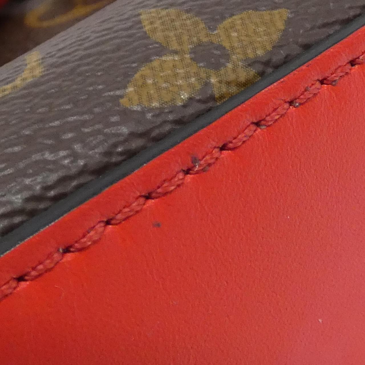 ルイヴィトン モノグラム サントンジュ M43556 ショルダーバッグ