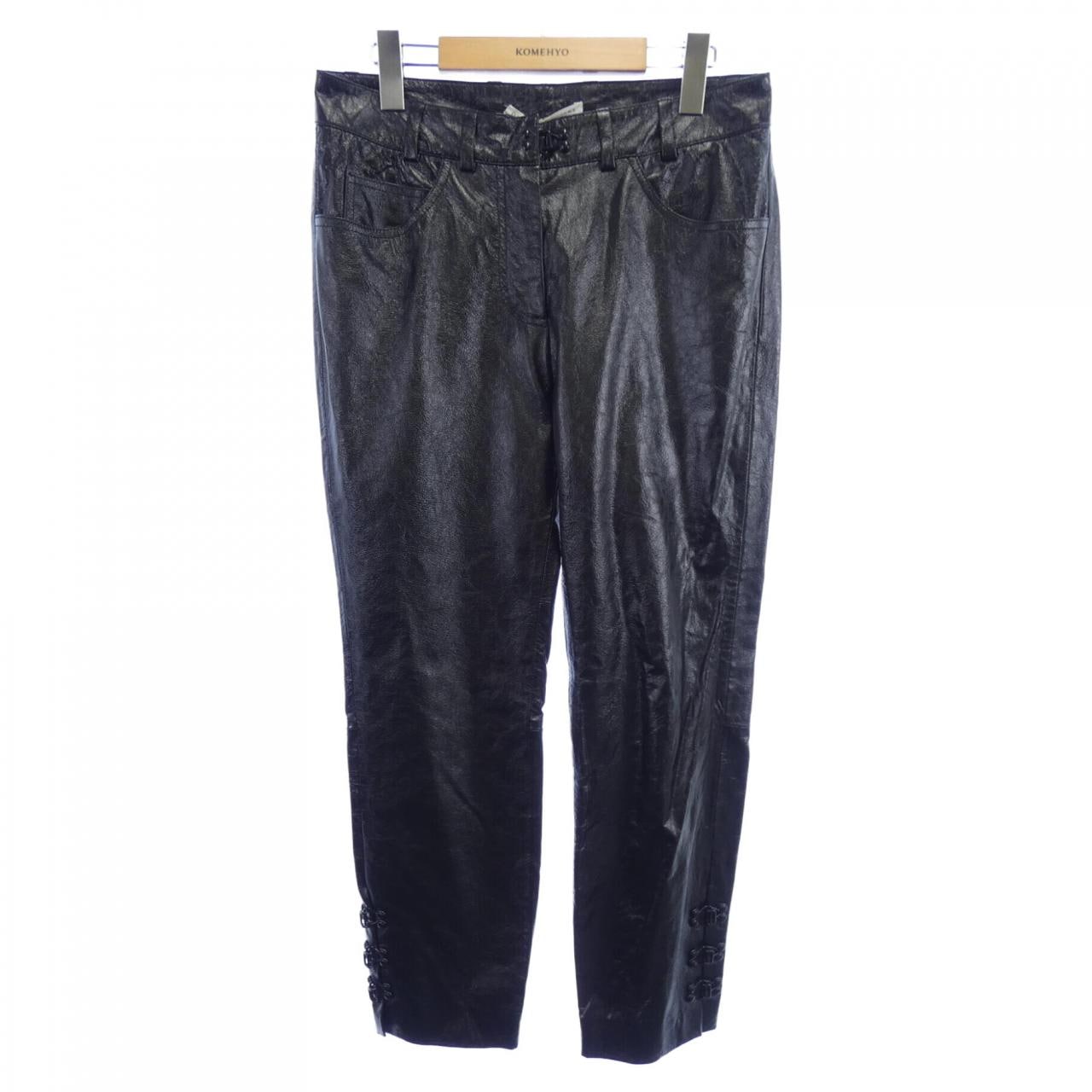 OLIVIER THEYSKENS パンツ