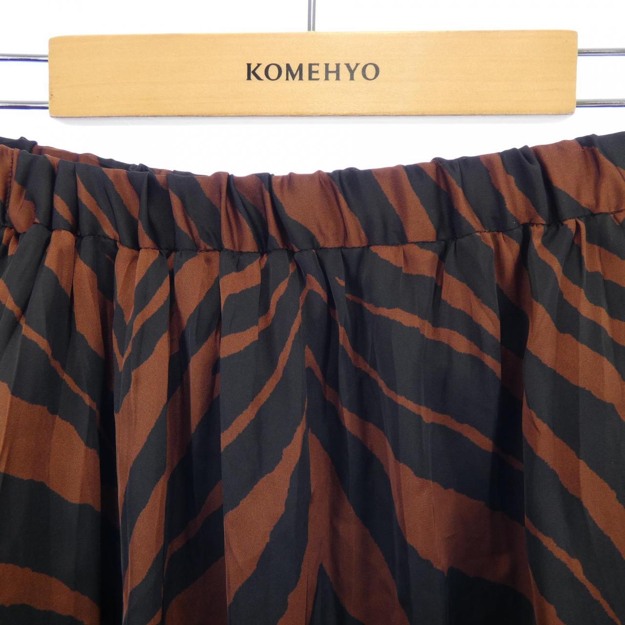 ダイアグラム Diagram 3942 1248-0 スカート