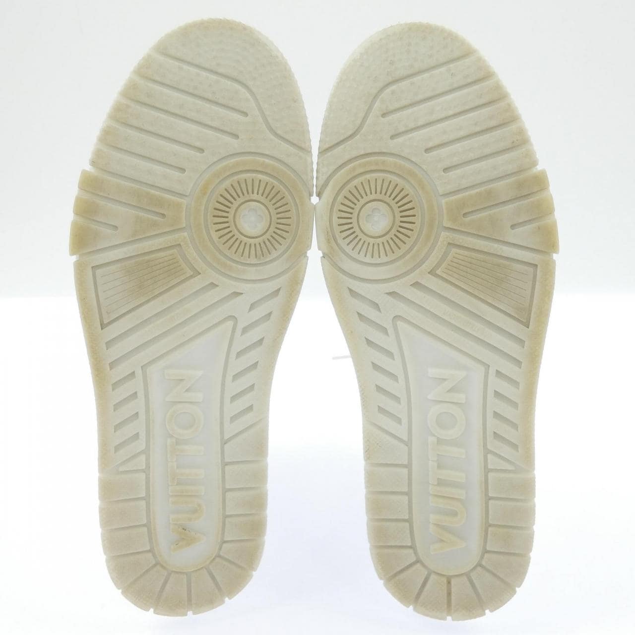 ルイヴィトン LOUIS VUITTON スニーカー