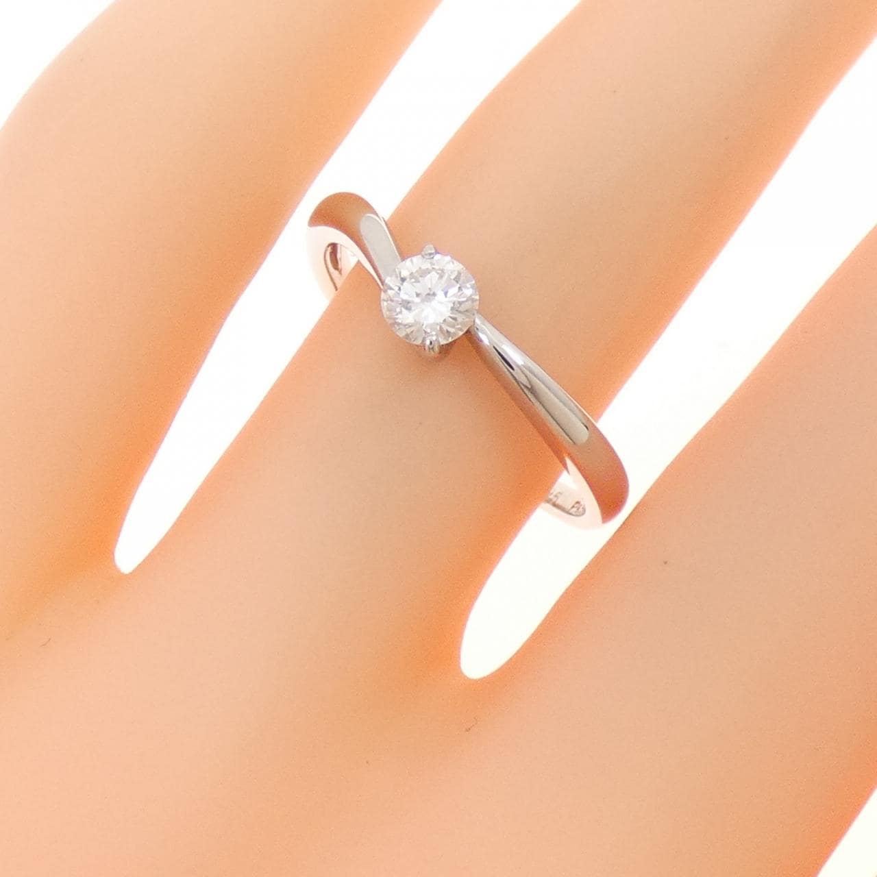 ヴァンドーム ダイヤモンド リング 0.25CT