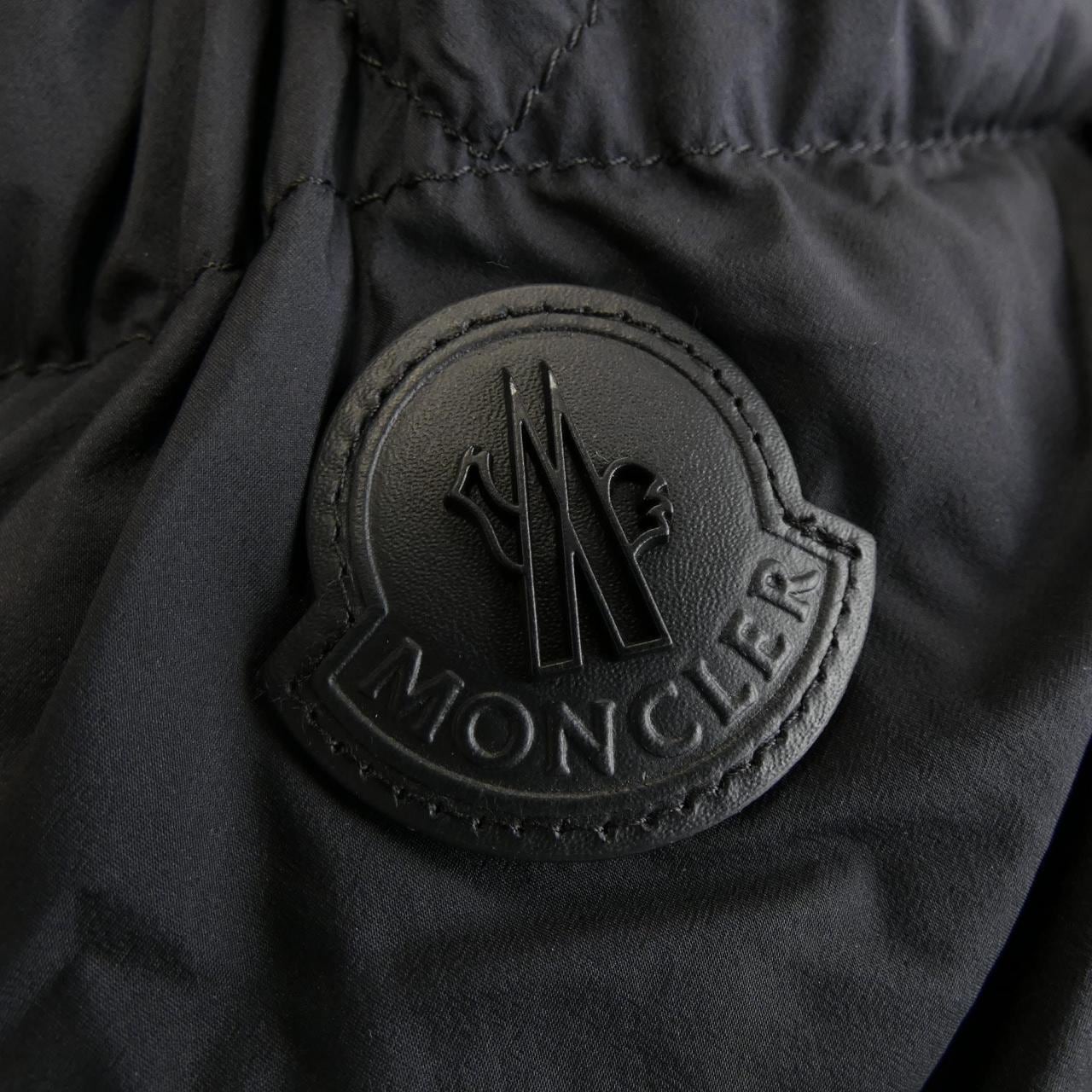 【新品】モンクレール MONCLER ダウンジャケット