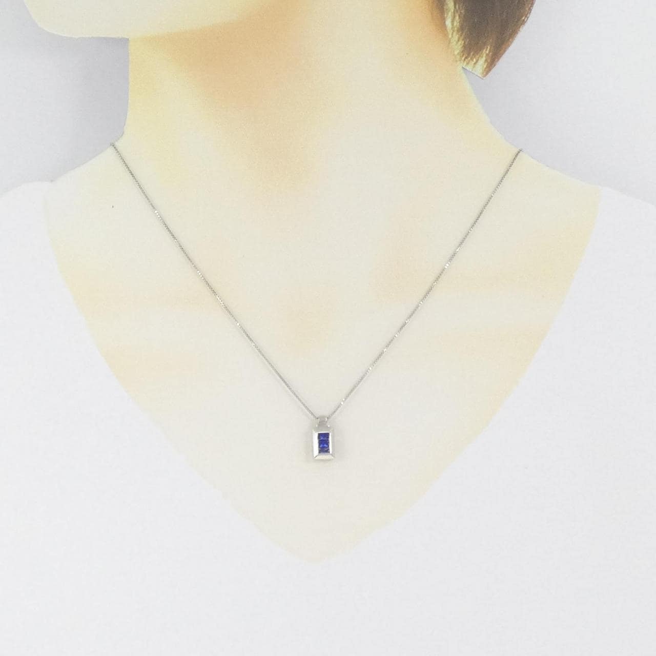 PT蓝宝石项链0.45CT