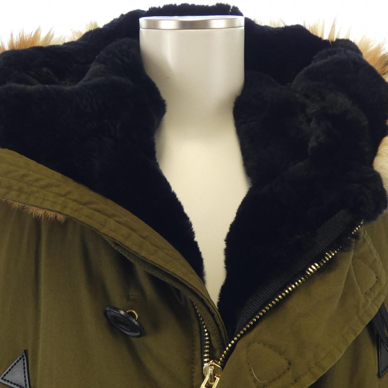 ディースクエアード DSQUARED2 S71AA0209 S44489 ダウンコート