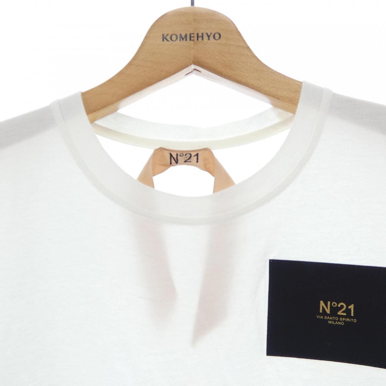 ヌメロヴェントゥーノ N°21 221-F011-4203 Tシャツ
