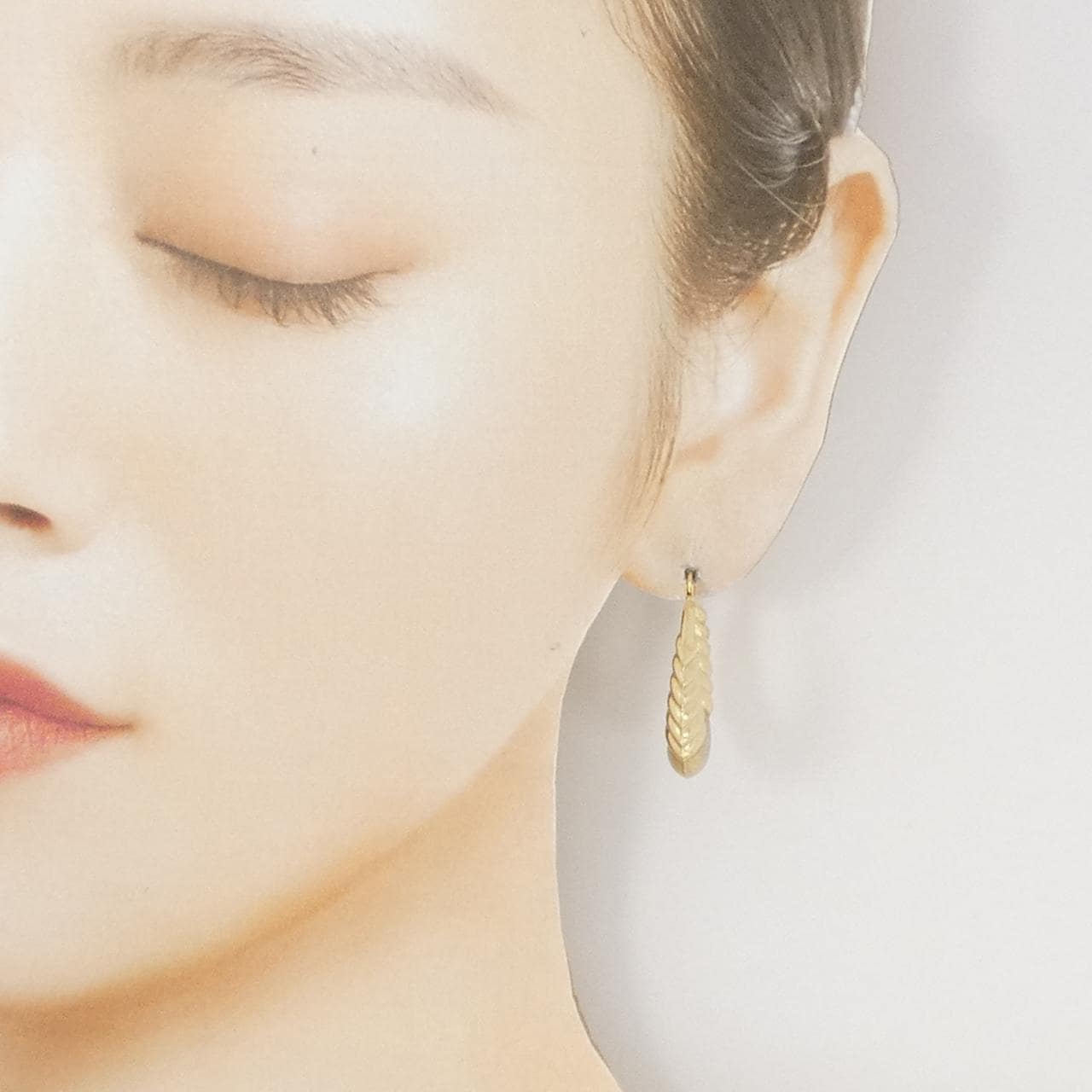 ウノアエレ 750YG ピアス